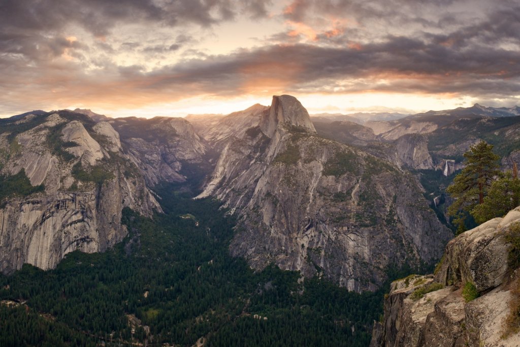 Aerial image of Yosemite Valley/Ahwahnee